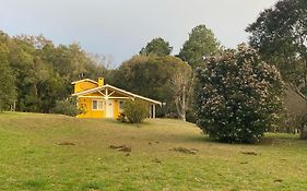 Casa em condomínio fechado, 4km Centro de Gramado.